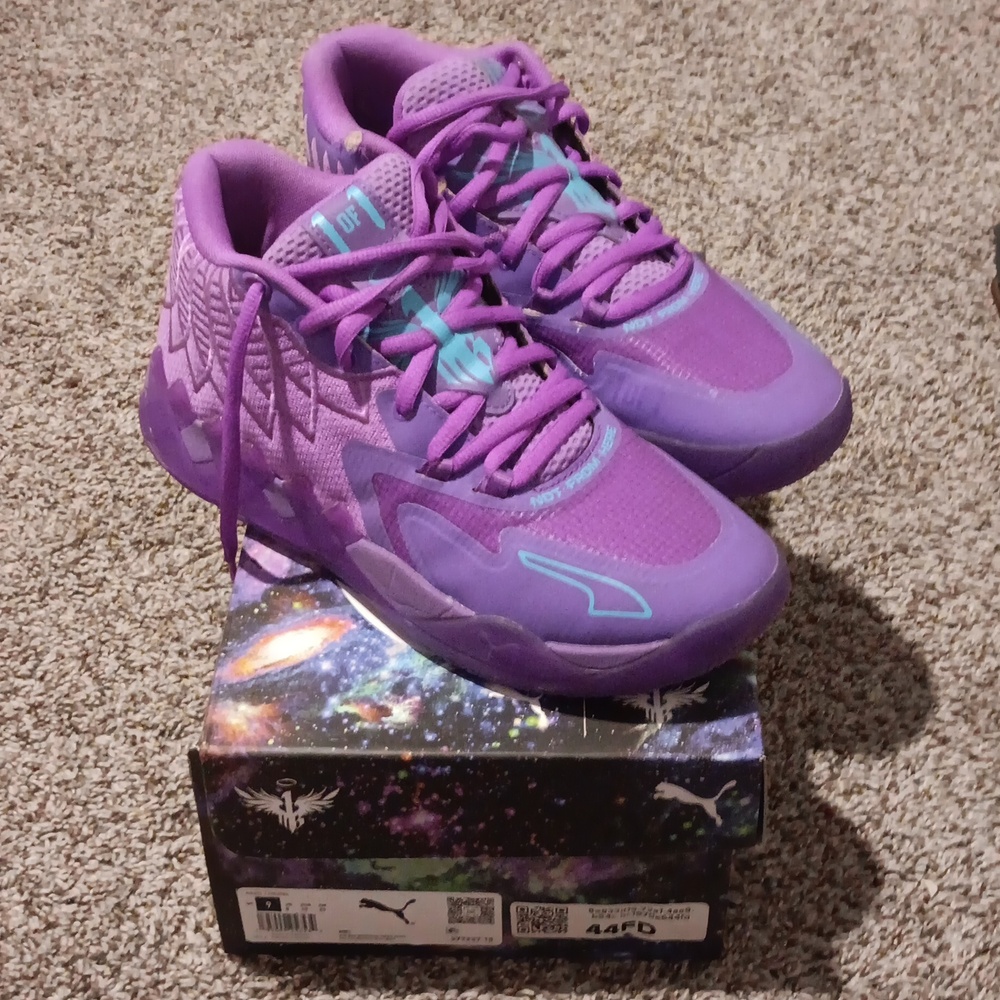 Puma MB.01 Queen City Mens Basketball Shoes Size 9